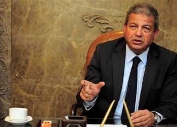 بعد تصالحهما.. الأعلى للإعلام يحفظ شكاوى متبادلة بين أبوالمعاطي زكي وخالد الغندور