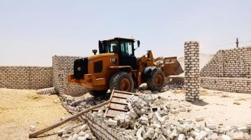 إزالة 41 حالة تعد على الأراضي الزراعية وأملاك الدولة بأسيوط