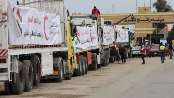 ضمن مبادرة زاد العزة .. مصر ترسل القافلة الـ39 من المساعدات الإنسانية إلى غـ.ـزة