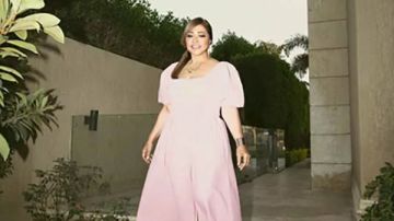 ليلى علوي تخطف الأنظار في أحدث جلسة تصوير خلال إجازتها الصيفية ليلى علوي تخطف الأنظار في أحدث جلسة تصوير خلال إجازتها الصيفية