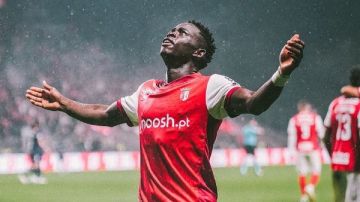 اتحاد جدة يقترب من التعاقد مع الموهبة البرتغالية روجر فيرنانديز اتحاد جدة يقترب من التعاقد مع الموهبة البرتغالية روجر فيرنانديز