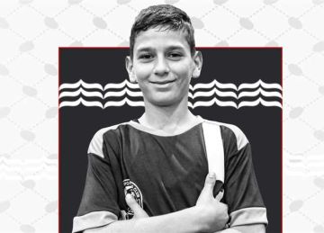  قصف إسرائيلي استهدف منزلهم .. استشهاد اللاعب الفلسطيني محمد رامز السلطان و14 من أفراد عائلته