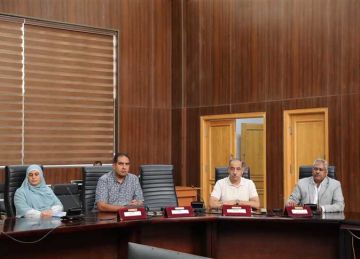 اجتماع موسع في البحر الأحمر لبحث تطوير طريق الحجاز بمدينة الغردقة