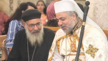 الأنبا عمانوئيل يحتفل مع رعية العائلة المقدسة بفرشوط بالعيد السنوي للأب يوسف الفرشوطي