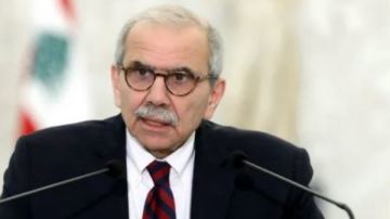 رئيس وزراء لبنان يطلع المبعوث الفرنسي على الوضع العام في البلاد