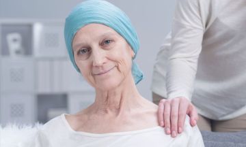 أهم 6 أسباب للإصابة بالسرطان.. وتحذير خاص للنساء