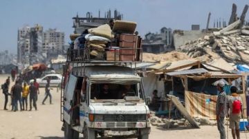 إعلام عبري يزعم نزوح أكثر من 200 ألف فلسطيني جنوب قطاع غزة