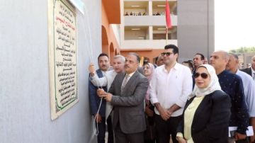 بتكلفة 80 مليون جنيه...محافظ الشرقية يفتتح عددا من مدارس مدينة بلبيس بتكلفة 80 مليون جنيه...محافظ الشرقية يفتتح عددا من مدارس مدينة بلبيس