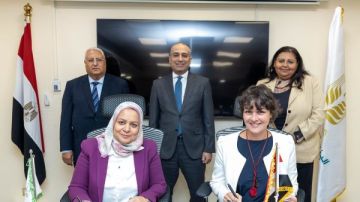 توقيع بروتوكول لتعزيز التمويل المستدام للمشروعات الصغيرة والمتوسطة توقيع بروتوكول لتعزيز التمويل المستدام للمشروعات الصغيرة والمتوسطة