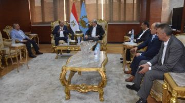 محافظ الغربية يستقبل وزير العمل قبل زيارة موقع حريق المصبغة وتقديم العزاء محافظ الغربية يستقبل وزير العمل قبل زيارة موقع حريق المصبغة وتقديم العزاء