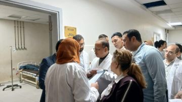 الصحة: فريق الحوكمة والمراجعة الداخلية يتفقد عدة منشآت صحية بمحافظتي سوهاج وقنا الصحة: فريق الحوكمة والمراجعة الداخلية يتفقد عدة منشآت صحية بمحافظتي سوهاج وقنا