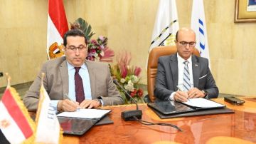 جامعة أسيوط تجدد تعاونها مع الجامعة المصرية للتعلم الإلكتروني الأهلية في المجالات الأكاديمية والبحثية