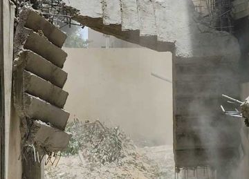 غلق وتشميع وحدات وإزالة مخالفات بناء خلال حملات موسعة في القاهرة الجديدة غلق وتشميع وحدات وإزالة مخالفات بناء خلال حملات موسعة في القاهرة الجديدة