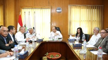 قطاع الأعمال: خطط طموحة لتوطين صناعة المواد الخام والأدوية البيولوجية