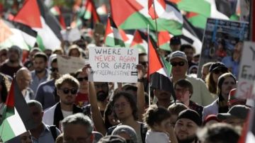 متظاهرون في النمسا يطالبون بفرض عقوبات على إسرائيل