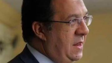 بعد أزمته الصحية.. ياسمين الخطيب تطلب الدعاء لأبو أولادها المستشار أحمد جلال إبراهيم