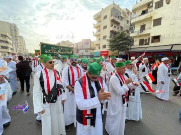 بمشاركة الآلاف.. الطرق الصوفية تنظم موكبا حاشدا احتفالا بالمولد النبوي .. غدا