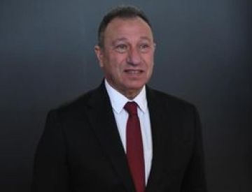 محاولات لإقناع محمود الخطيب بالعدول عن قرار عدم خوض انتخابات الأهلي