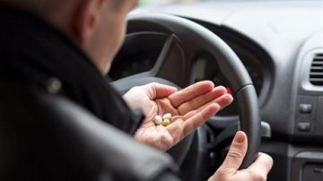 هل يجوز تعاطي المخدرات للتقليل من الشعور بالإرهاق في قيادة السيارات؟