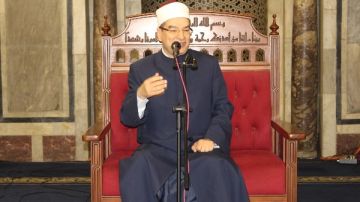 أستاذ بالأزهر: الصراعات البشرية جاءت من خارج تعاليم الإسلام الحنيف أستاذ بالأزهر: الصراعات البشرية جاءت من خارج تعاليم الإسلام الحنيف