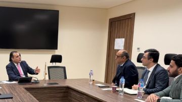 التمثيل التجاري يبحث سبل تعزيز التعاون الاقتصادي وزيادة التبادل التجاري مع تركيا إلى 15 مليار دولار التمثيل التجاري يبحث سبل تعزيز التعاون الاقتصادي وزيادة التبادل التجاري مع تركيا إلى 15 مليار دولار