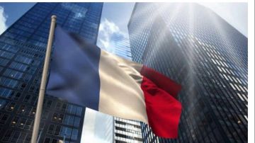 العيادي: فرنسا أمام مشهد معقد يتمثل في غياب الأغلبية ورئيس حكومة فعال