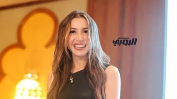 جنات تكشف أسرار ألبومها الجديد ألوم علي مين : يشبهني.. وتربيتي كانت على أغاني الزمن الجميل شاهد جنات تكشف أسرار ألبومها الجديد ألوم علي مين : يشبهني.. وتربيتي كانت على أغاني الزمن الجميل شاهد