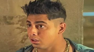 قرار جديد بشأن معارضة كروان مشاكل على حبسه بتهمة سب وقذف مذيعة شهيرة قرار جديد بشأن معارضة كروان مشاكل على حبسه بتهمة سب وقذف مذيعة شهيرة