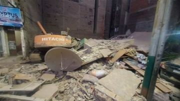 التفاصيل الكاملة لانهيار عقار مكون من 3 طوابق بالمنيا.. صور