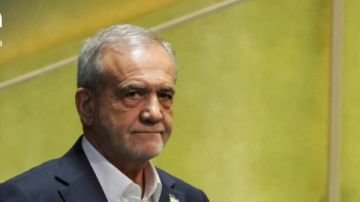 الرئيس الإيراني : لا نعتزم الانسحاب من معاهدة حظر الانتشار النووي