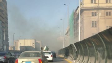 حريق محدود في مخلفات أسفل كوبري أكتوبر.. صور وفيديو حريق محدود في مخلفات أسفل كوبري أكتوبر.. صور وفيديو