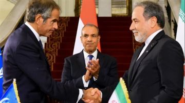 ضياء رشوان يوضح أهمية رعاية مصر للاتفاق بين إيران ووكالة الطاقة الذرية