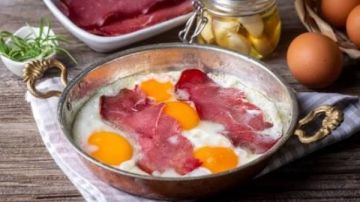 طريقة عمل البسطرمة في المنزل.. خطوات سهلة وطعم مميز طريقة عمل البسطرمة في المنزل.. خطوات سهلة وطعم مميز