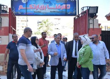 محافظ بورسعيد يتابع استعدادات المدارس لاستقبال العام الدراسي الجديد 2025-2026