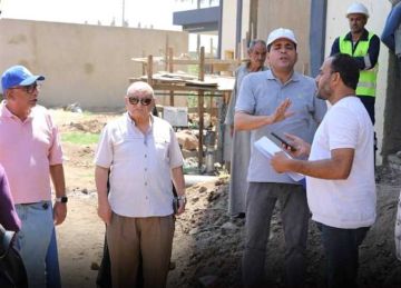 معاون وزير الإسكان يتفقد محطات وشبكات ملوي بالمنيا لحل مشكله عطش البياضية والمحرص