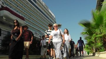 ميناء الإسكندرية يستقبل 4 آلاف راكب على متن السفينة السياحية أرويا