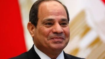 الرئيس السيسي يهنئ المصريين والأمتين العربية والإسلامية بذكرى المولد النبوي الشريف الرئيس السيسي يهنئ المصريين والأمتين العربية والإسلامية بذكرى المولد النبوي الشريف