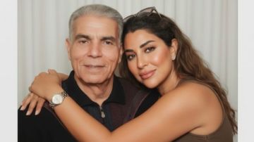 برسالة مؤثرة.. أيتن عامر تشارك صور التريند الجديد مع والدها