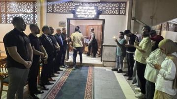 عزاء السيناريست الراحل فاروق عبد الخالق بمسجد آل رشدان .. صور