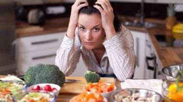 ما علاقة الضغط النفسي والتوتر بزيادة الوزن ؟