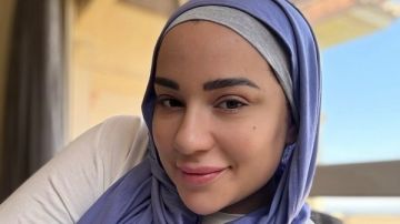 اسما شريف منير بالحجاب: إحساس مريح وهادي مش عارفة أوصفه اسما شريف منير بالحجاب: إحساس مريح وهادي مش عارفة أوصفه