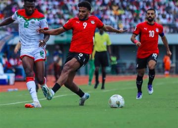  بيلعبوا ليه؟ .. رضا عبدالعال ينتقد حسام حسن بسبب ثنائي منتخب مصر