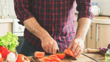 سرطان البروستاتا يهدد الرجال.. أبرز طرق الوقاية منه