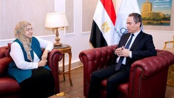 منال الدفتار رئيسا للقناة الأولى وخالد الأتربي للفضائية ووليد حسن نائبا لرئيس التليفزيون منال الدفتار رئيسا للقناة الأولى وخالد الأتربي للفضائية ووليد حسن نائبا لرئيس التليفزيون