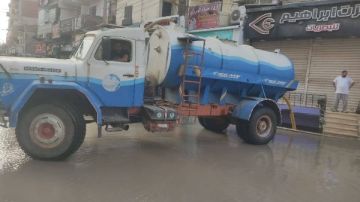 إصلاح كسر مفاجئ بخط مياه الشرب الرئيسي قطر ٥٥٠ مم بأبو حماد إصلاح كسر مفاجئ بخط مياه الشرب الرئيسي قطر ٥٥٠ مم بأبو حماد