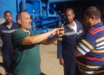 بعد القضاء على بقعة السولار.. رئيس مياه أسوان يطمئن على عمل المحطات بعد القضاء على بقعة السولار.. رئيس مياه أسوان يطمئن على عمل المحطات