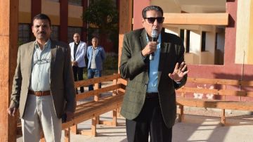 مدير تعليم جنوب سيناء: لا عجز في المعلمين ومكتبي مفتوح لأولياء الأمور مدير تعليم جنوب سيناء: لا عجز في المعلمين ومكتبي مفتوح لأولياء الأمور