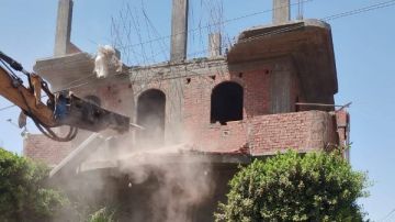 أسيوط.. إزالة 38 حالة تعد على أراضي زراعية وأملاك دولة