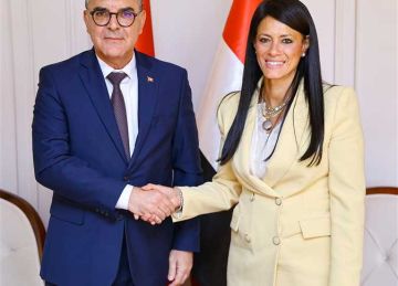 المشاط لـ وزير الاقتصاد التونسي: الدولة تتخذ إجراءات لإفساح المجال لاستثمارات القطاع الخاص المشاط لـ وزير الاقتصاد التونسي: الدولة تتخذ إجراءات لإفساح المجال لاستثمارات القطاع الخاص