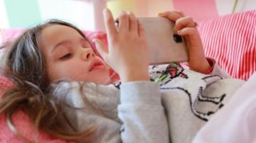  سك على ولادك .. تحذير من استخدام الأطفال محادثات الذكاء الاصطناعي